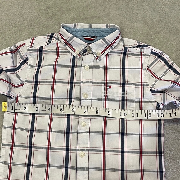 Tommy Hilfiger Boys Plaid Button Down Size 3T - Picture 6 of 8